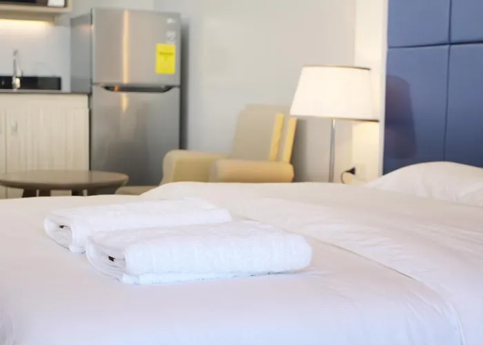 Malate Bayview Mansion View Aparthotel 3*