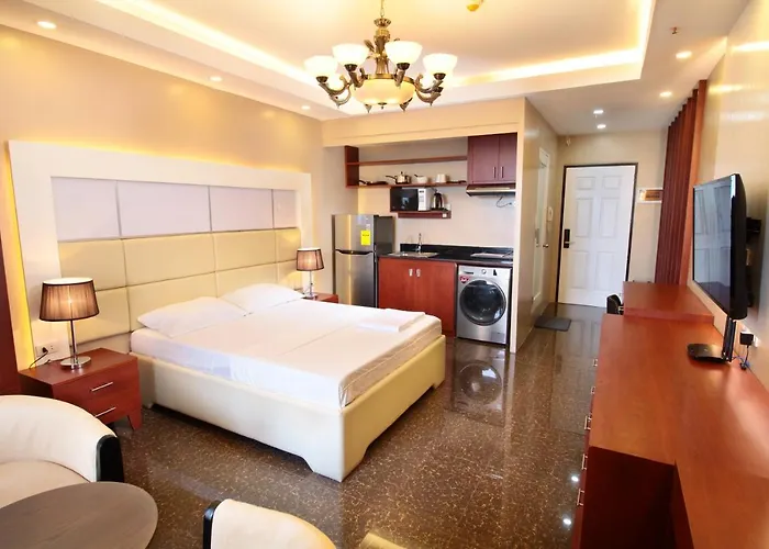 Malate Bayview Mansion View Aparthotel 3*
